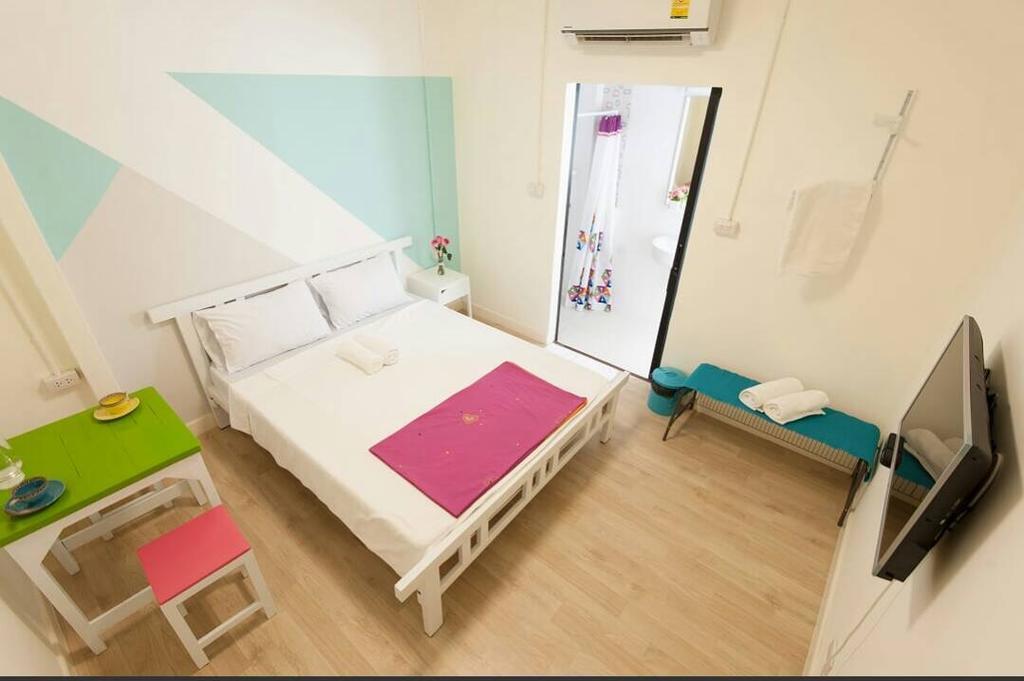 My Thai Hostel Bangkok Bagian luar foto