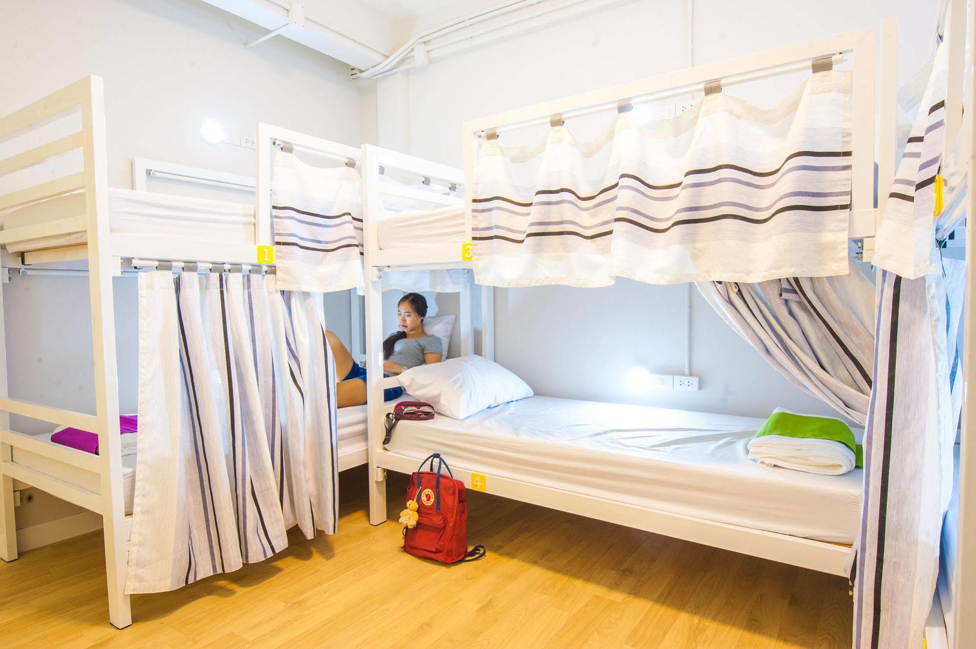 My Thai Hostel Bangkok Bagian luar foto